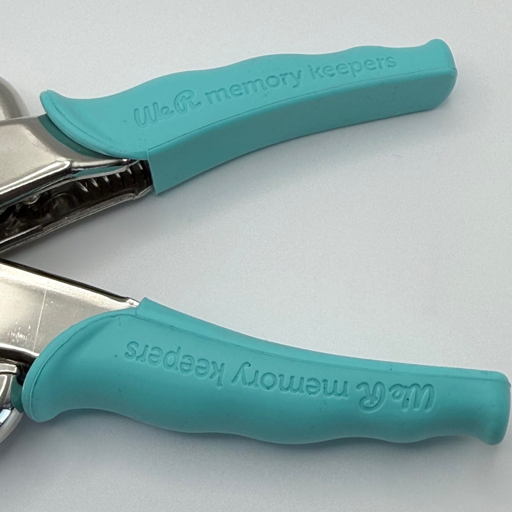 We R Memory Keepers Crop-A-Dile Hole Punch and Eyelet Setter Teal Handle - Picture 2 of 8